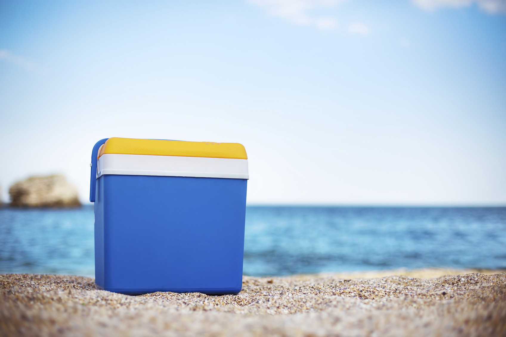 Best Way to Pack your Beach Cooler | Speedy Refrigerator Service NYC